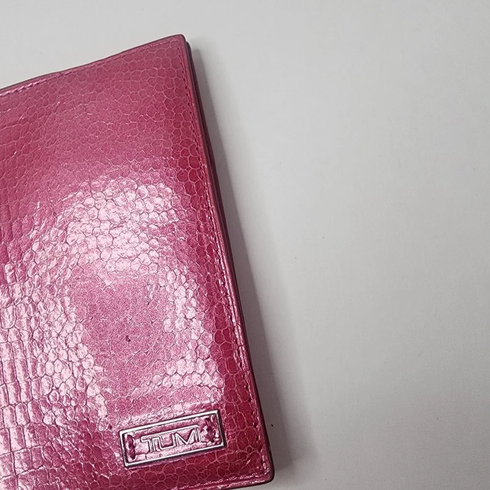 TUMI Crockadile Print Hot Pink Leather Travel Wallet Passport Cover Organizer